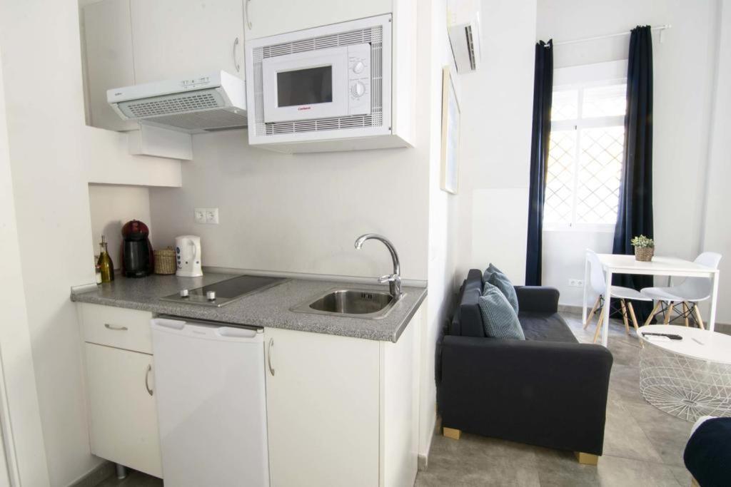 Apartamentos Centro Salecianos Malaga Exterior photo